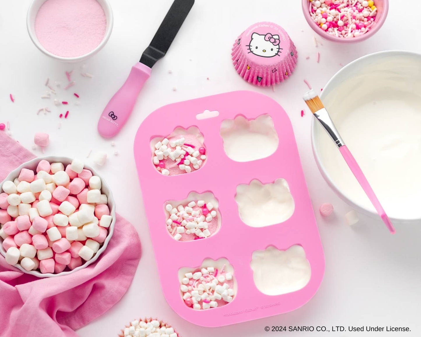 Hello Kitty® Make Your Own Hot Cocoa Bombs Set | Handstand Kitchen