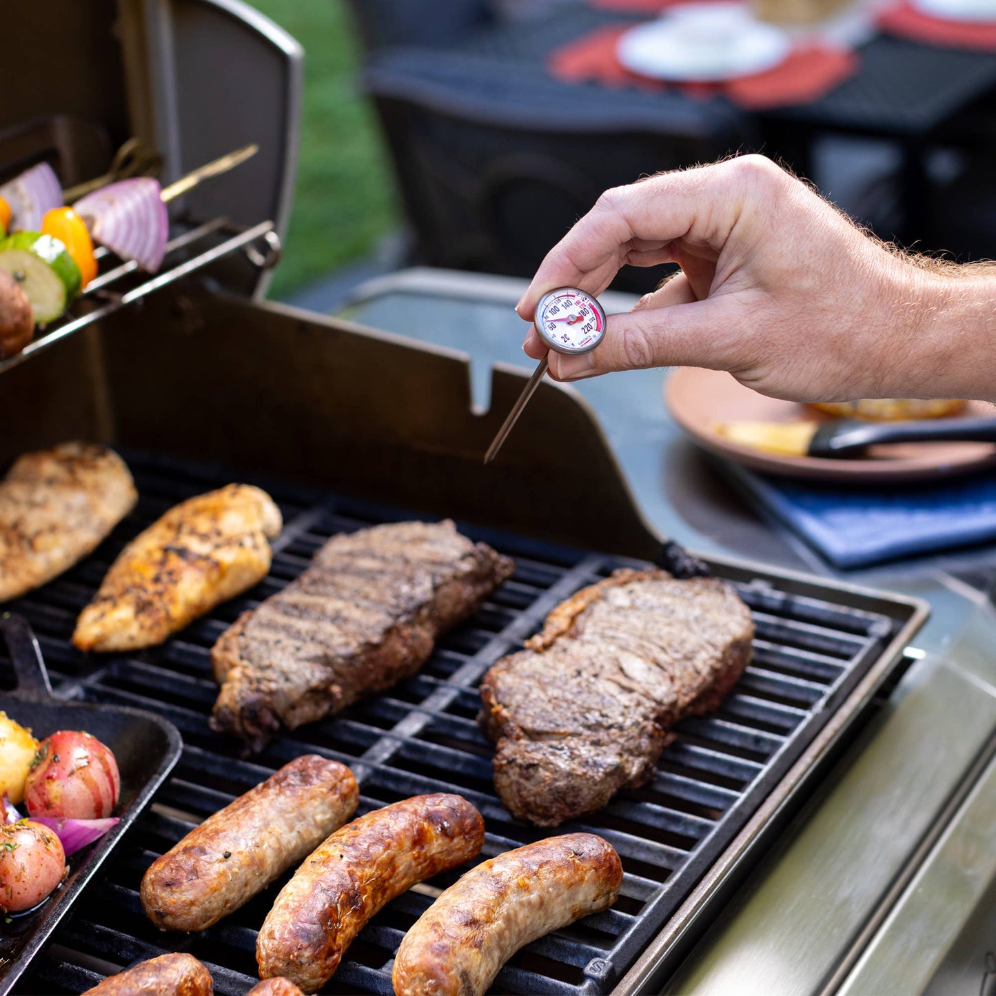 Maverick Instant Read Thermometer - 1" Dial | Kitchen Supply Brands