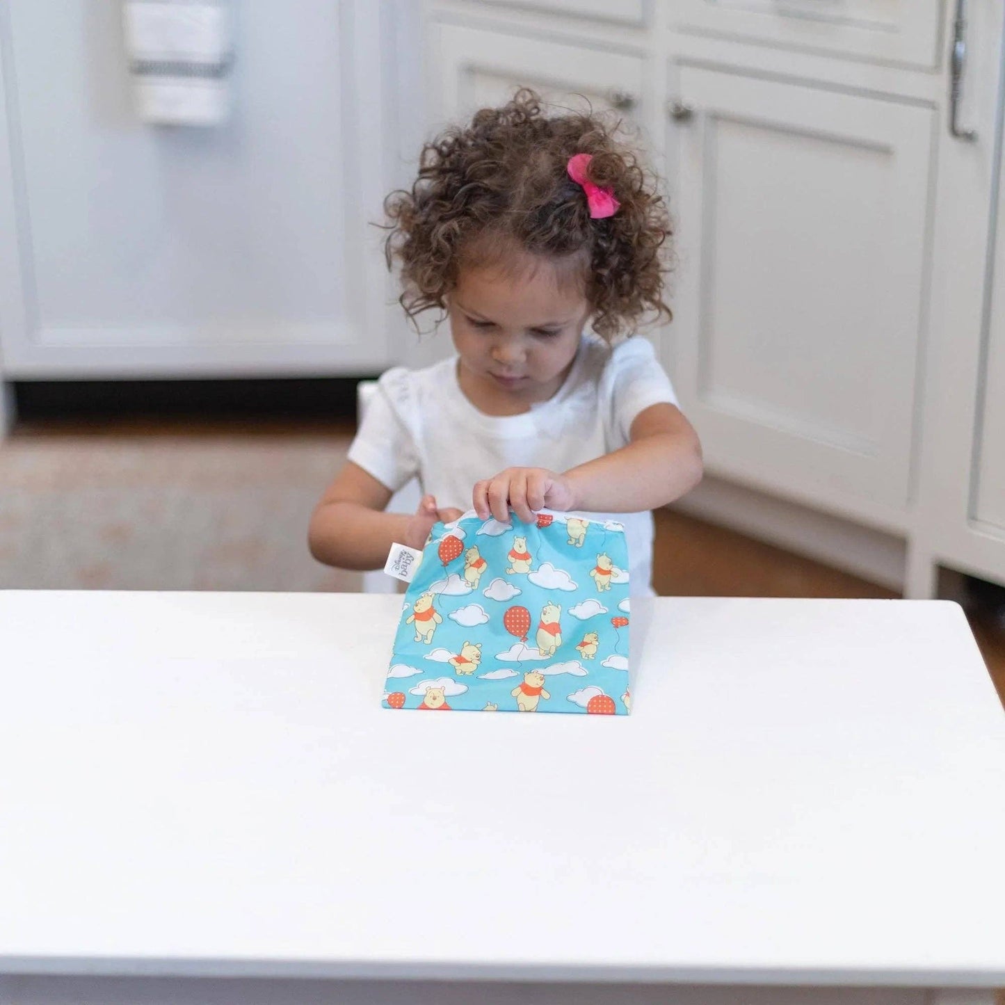 Reusable Snack Bag, Large: Winnie the Pooh Balloons | Bumkins