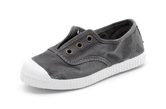 Grey Slip On | Cienta Shoes