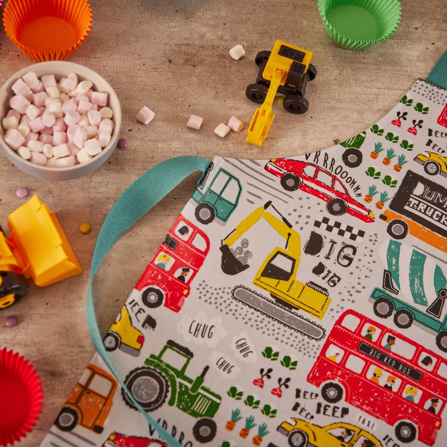 Children's PVC Aprons (Various Prints) | Ulster Weavers