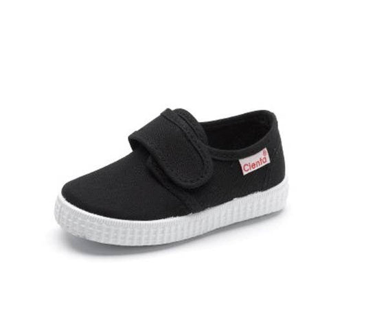 Black Sneaker | Cienta Shoes