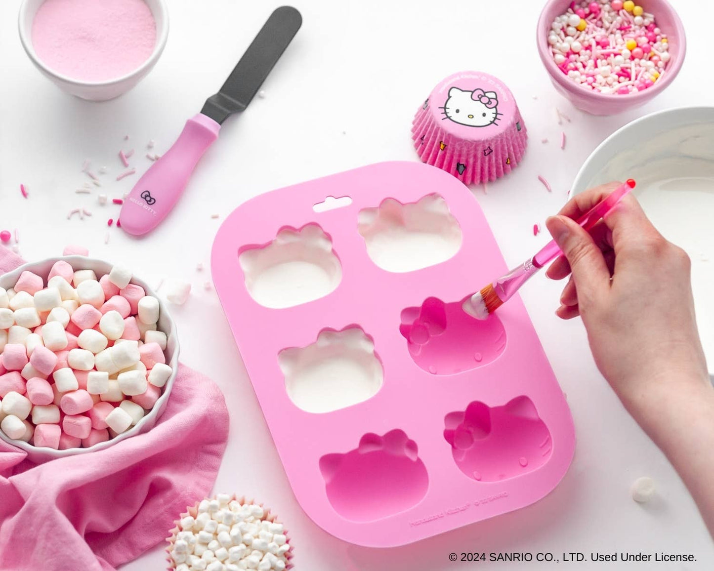 Hello Kitty® Make Your Own Hot Cocoa Bombs Set | Handstand Kitchen