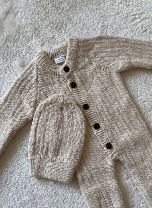 Beige Knitted Baby Romper and Beanie Set | Himmelberg Baby