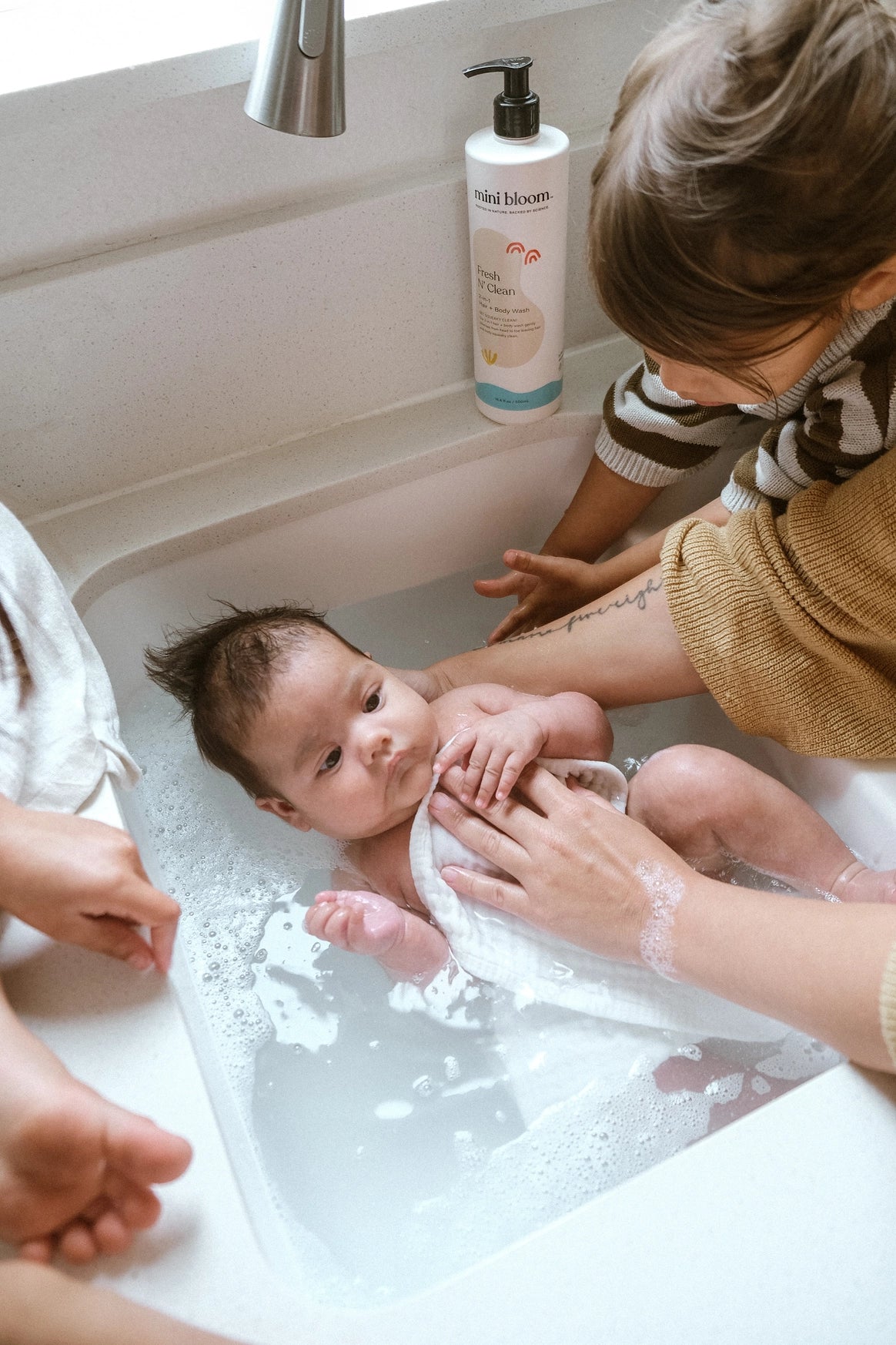 Fresh N’ Clean 2-n-1 Hair + Body Wash (Various Sizes) | Mini Bloom