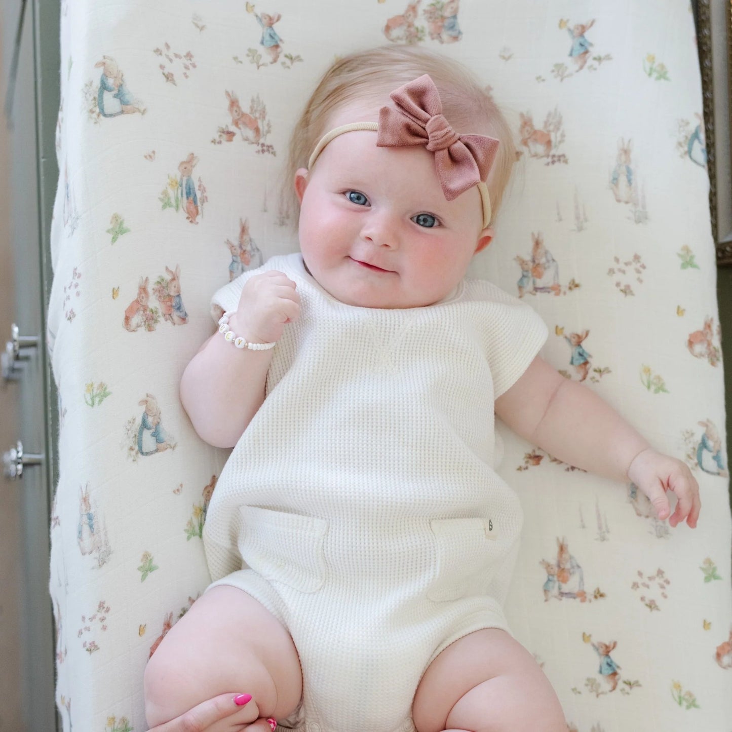 Peter Rabbit™ Cotton Muslin Changing Cover (Various Colors) | Saranoni