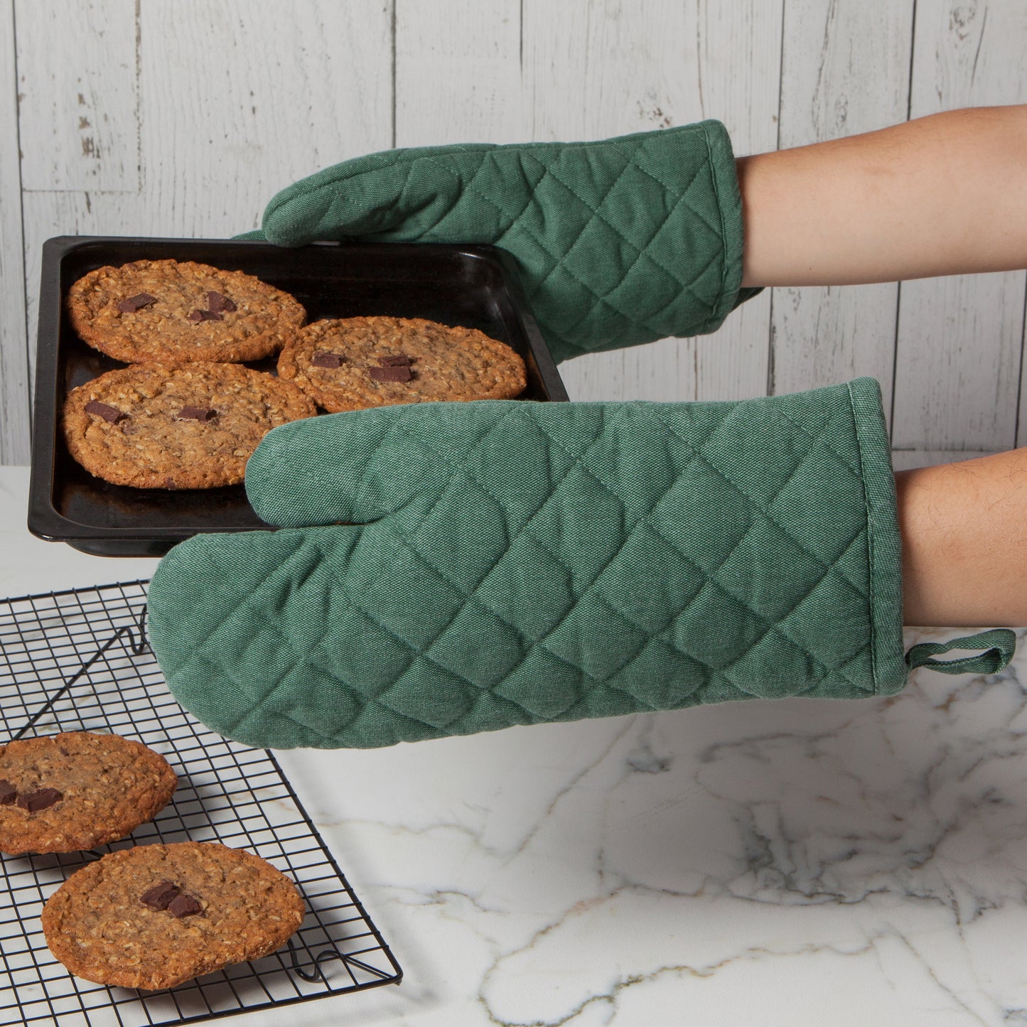 Heirloom Stonewash Oven Mitts (Various Colors) | Now Designs