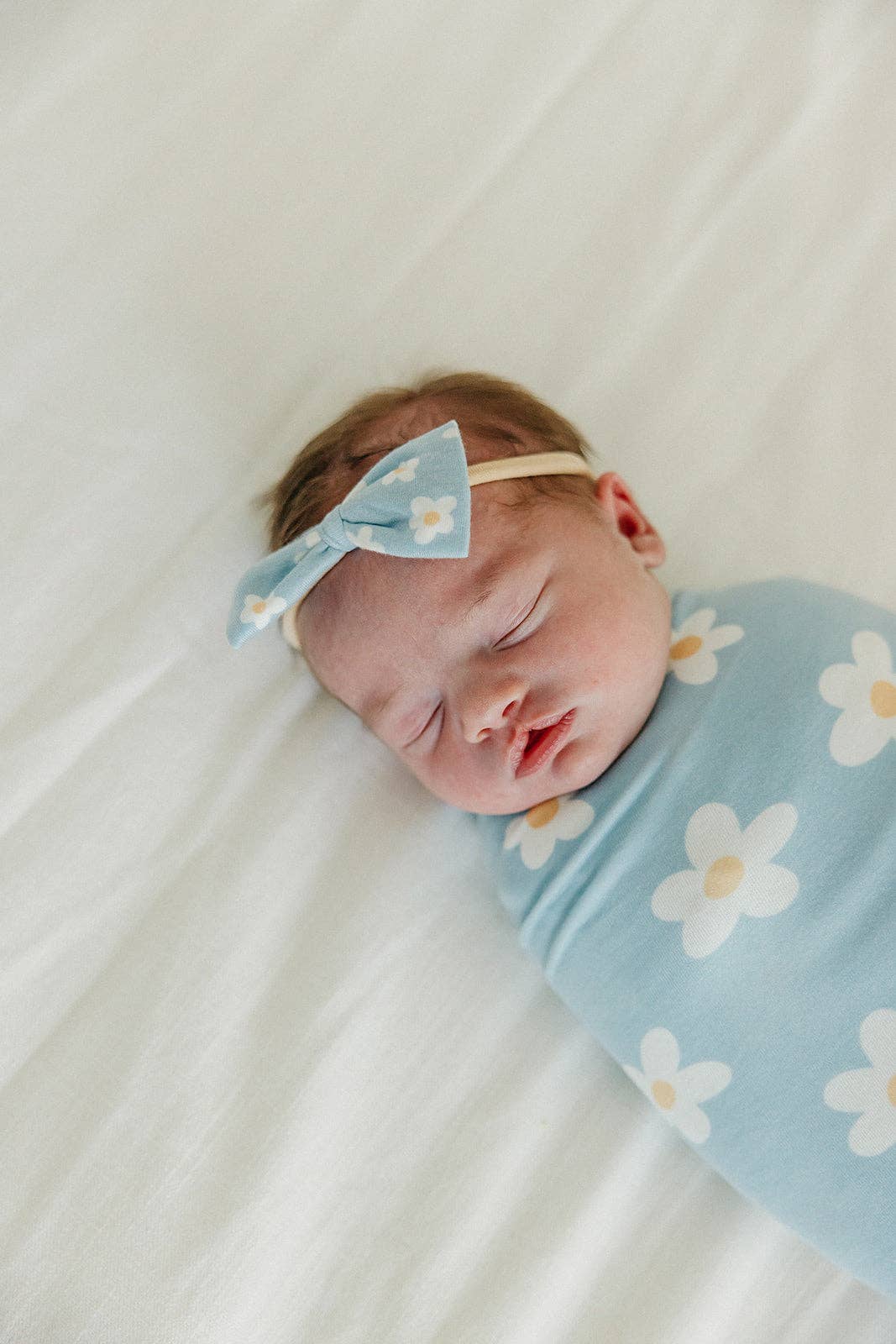 Della Bowtie Baby Bow | Copper Pearl