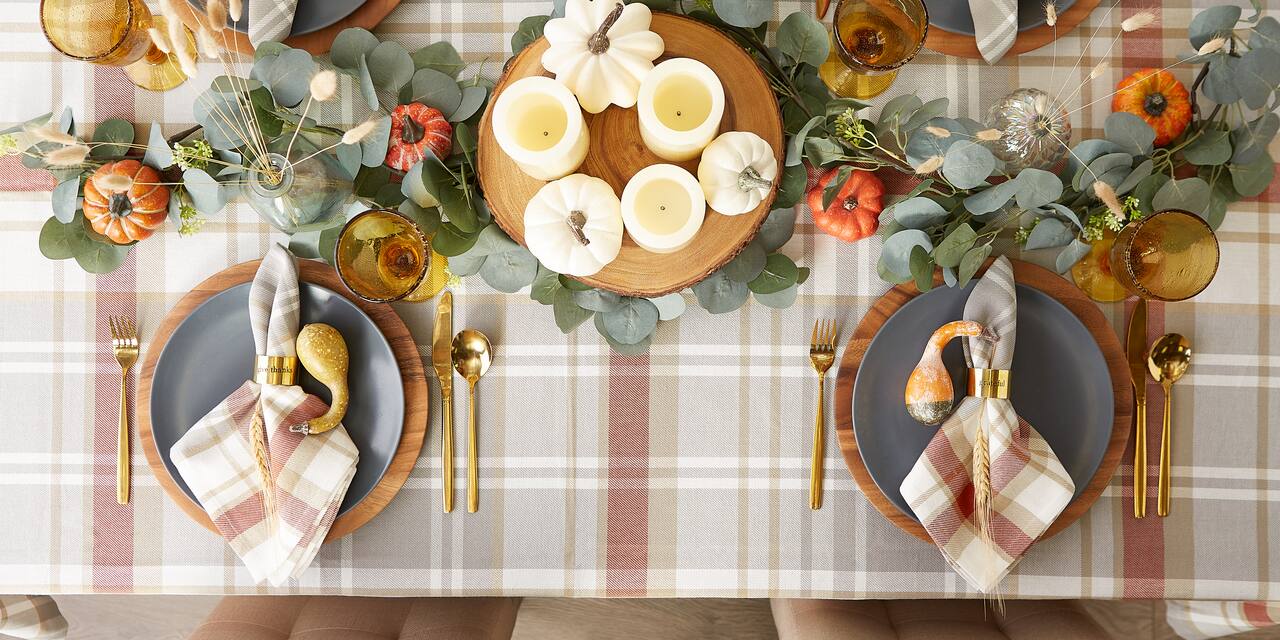 Cozy Picnic Plaid Tablecloth | DII