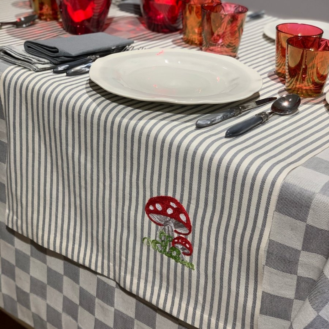 Mushroom Embroidered Table Runner | Busatti Italy