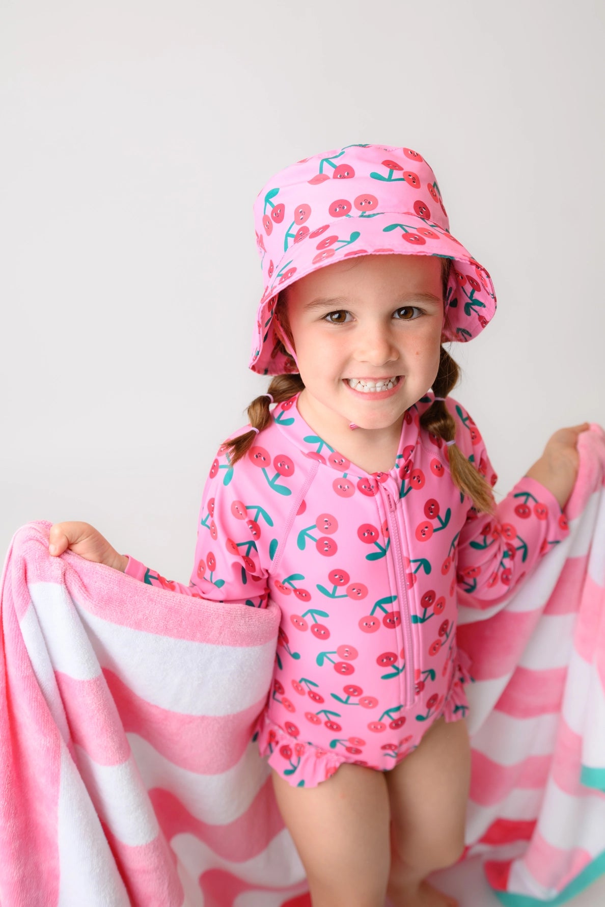 Cherry Ruffled Rash Guard Swimsuit | ZOOCCHINI