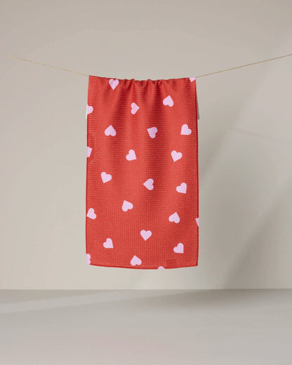 Love Toss Bar Towel | Geometry