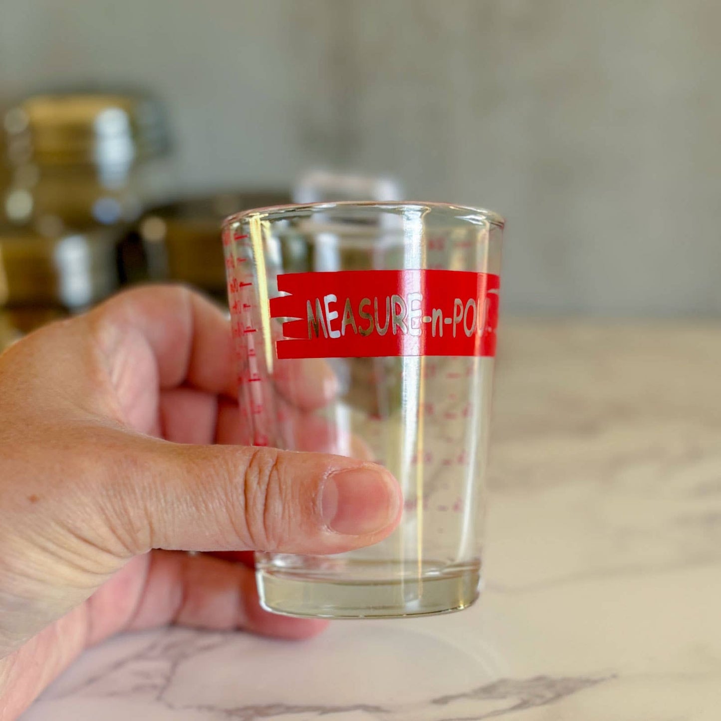 4 oz Measure-N-Pour | TableCraft