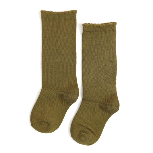 Olive Scalloped Knee High Socks | Little Stocking Co.