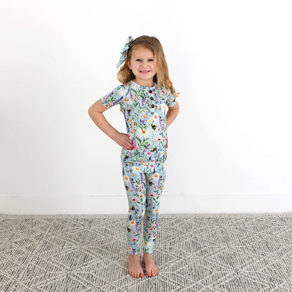 Bumble Ruffle Bamboo Lounge Set | Gigi & Max