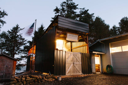 Pure Kosher Sea Salt - 1lb Canister | Jacobsen Salt Co.