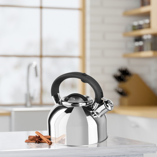 Stainless Steel Whistling Tea Kettle (1.9 lt, 64 oz) | Oggi