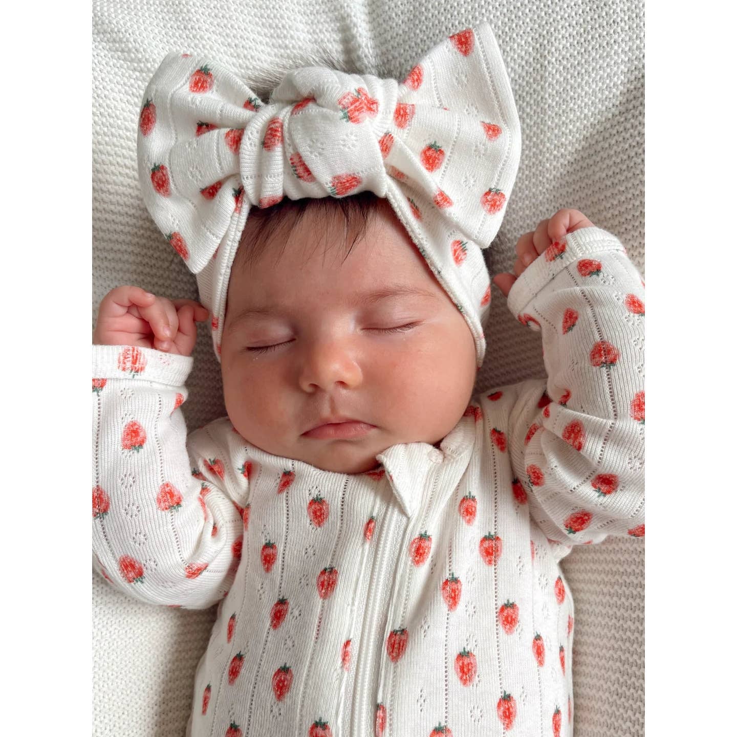 White Strawberry Organic Pointelle Bow | Siix Collection