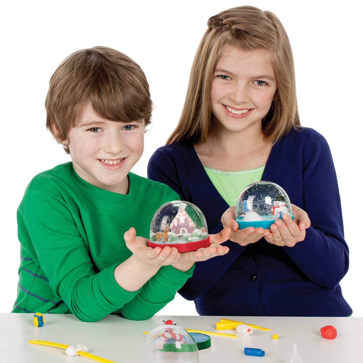 Make Your Own Holiday Snow Globes Craft Kit | Faber-Castell