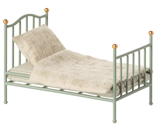Vintage Single Bed, Mouse- Mint | Maileg