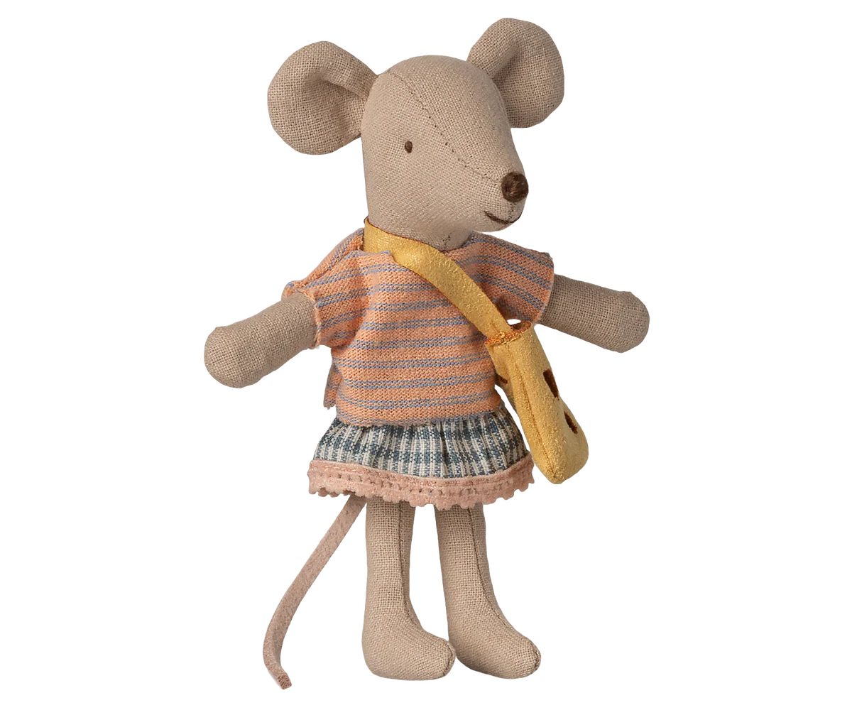 Little Sister Mouse with Bag | Maileg