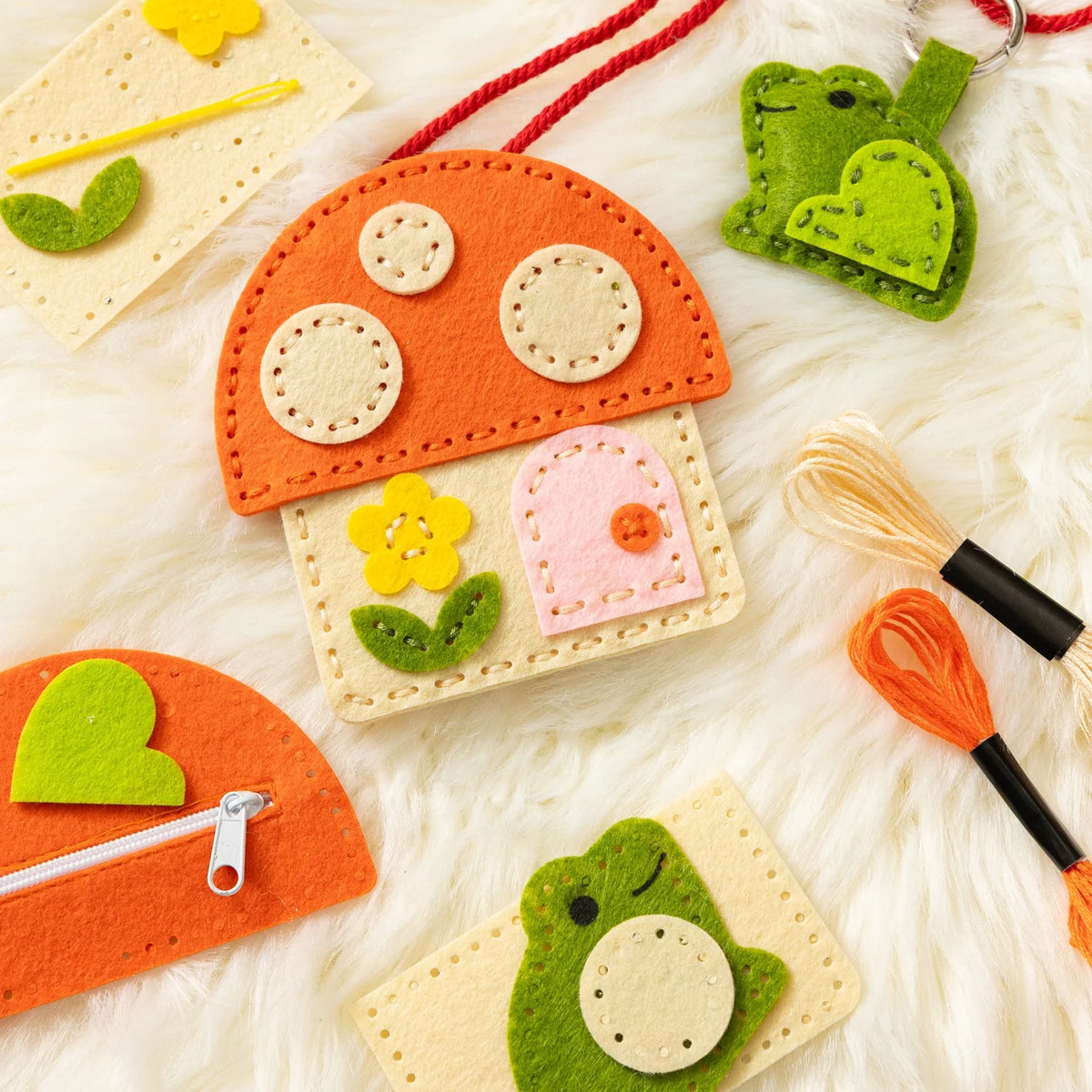 Mini Craft Kit: Toadstool Purse | Petit Collage