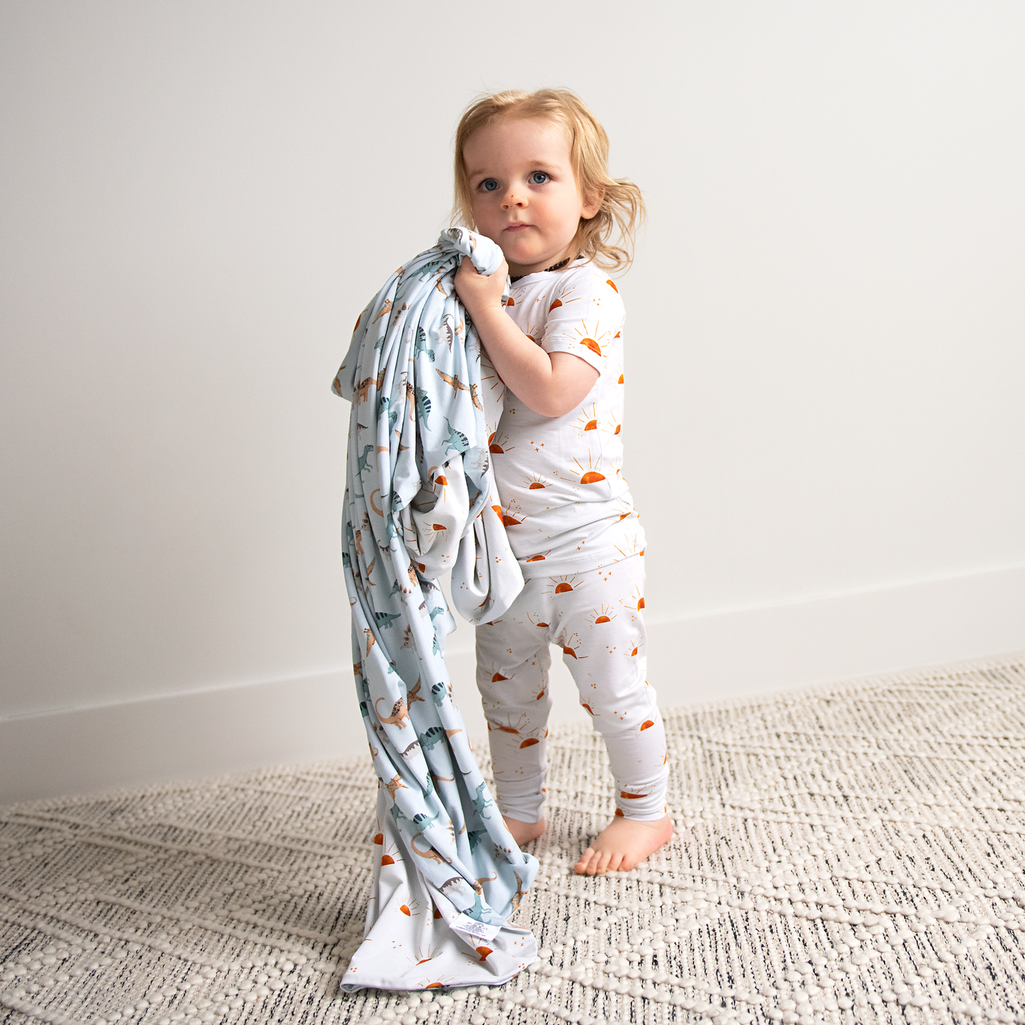 August Two Piece Lounge Set | Gigi & Max