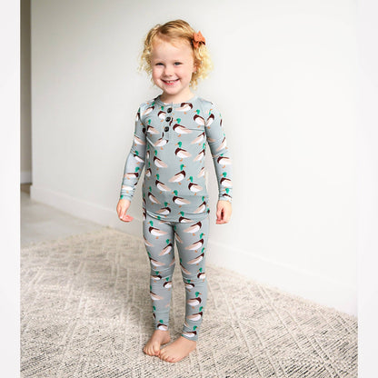 Wilder Duck Bamboo Lounge Set | Gigi & Max