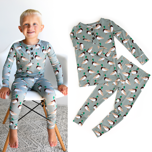 Wilder Duck Bamboo Lounge Set | Gigi & Max
