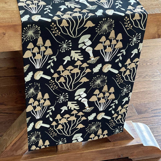 Mushrooms Runner | Mahogany