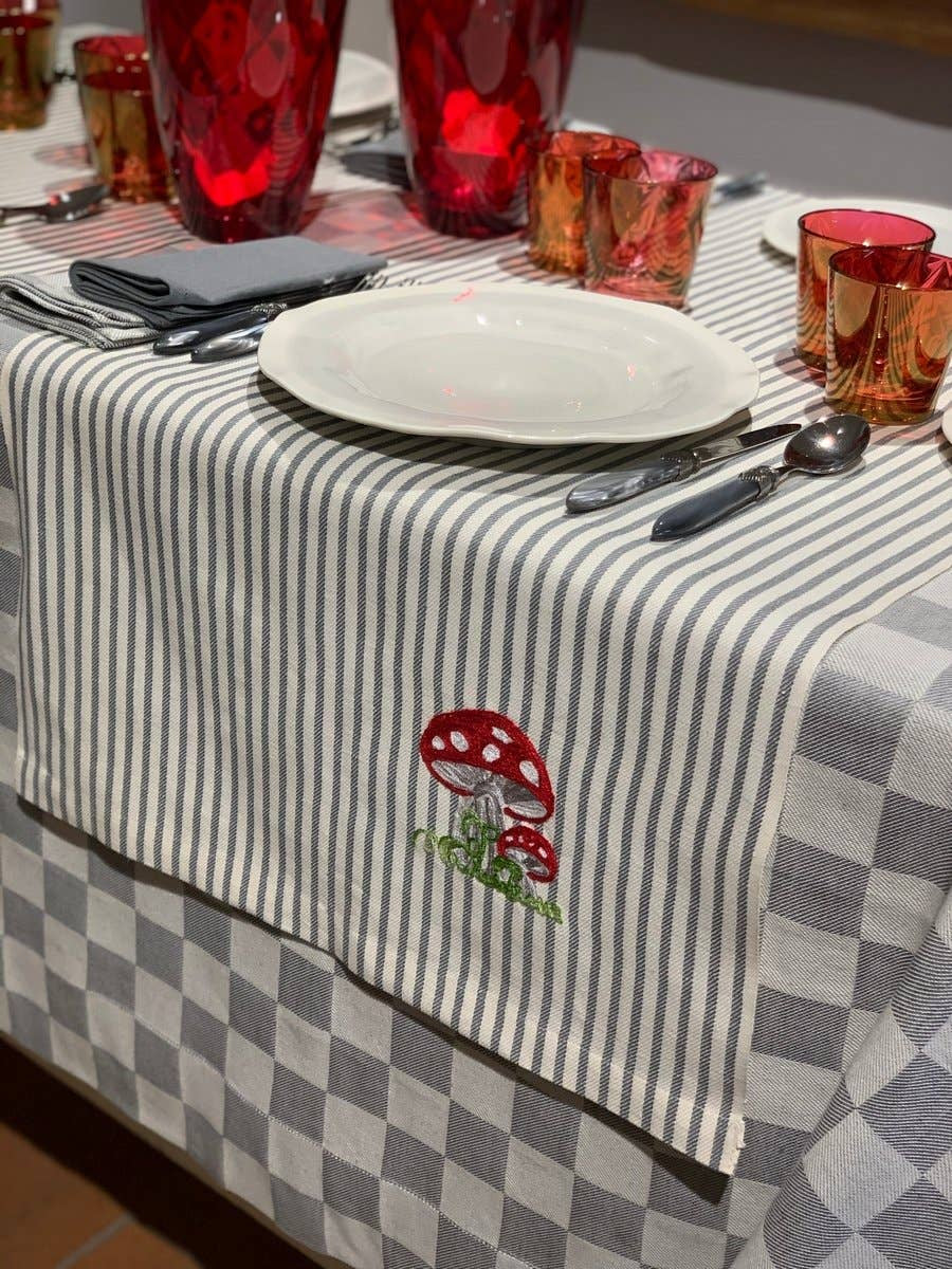 Mushroom Embroidered Table Runner | Busatti Italy
