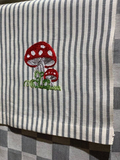 Mushroom Embroidered Table Runner | Busatti Italy