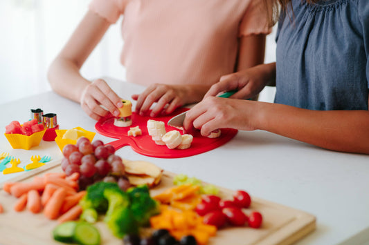 Foodie Friends Cutting Board and Knife Set | Handstand Kitchen