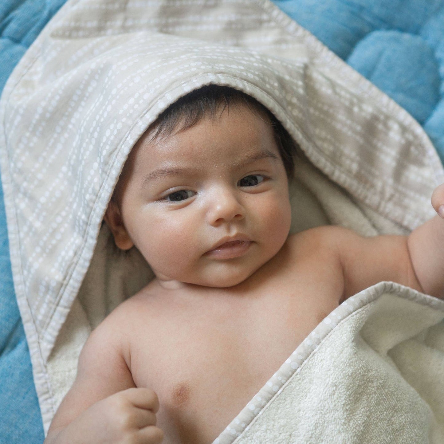 Cove Baby Hooded Towel | Crane Baby