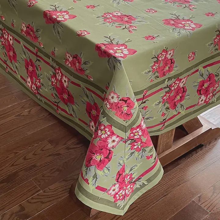 Laurel Green Tablecloth | Mahogany