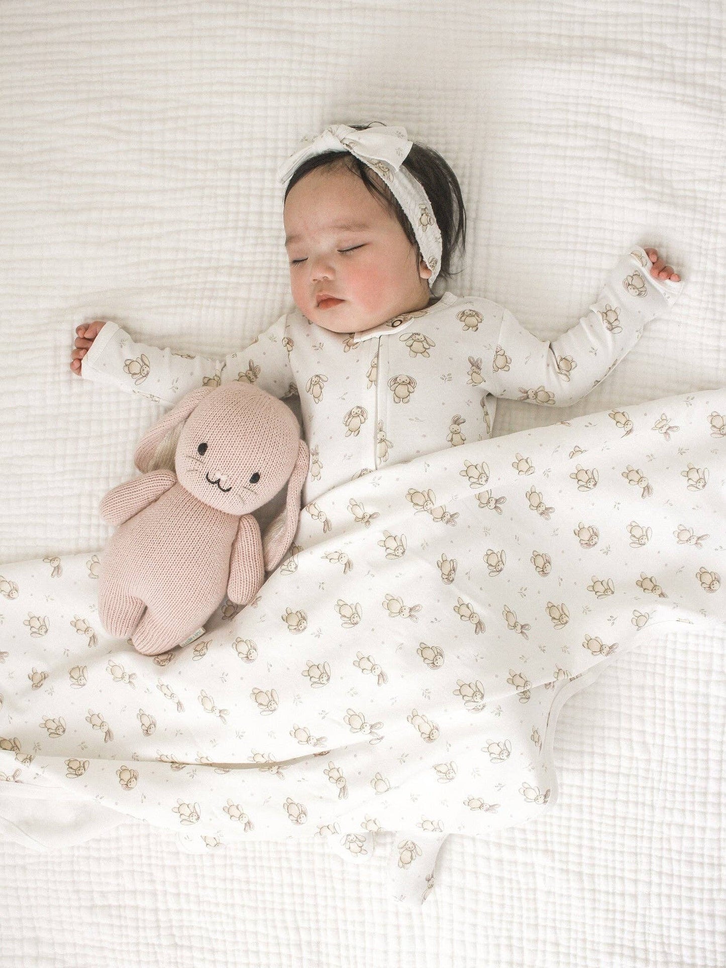 Organic Blanket in Bunny Biscuit | L'ovedbaby