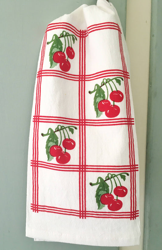 Red Country Cherry Retro Flour Sack Towel | Red & White Kitchen Company
